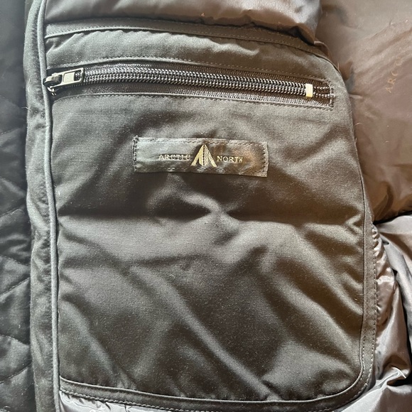 Men’s Arctic North Nunavut Waterproof Winter Parka - Picture 6 of 10